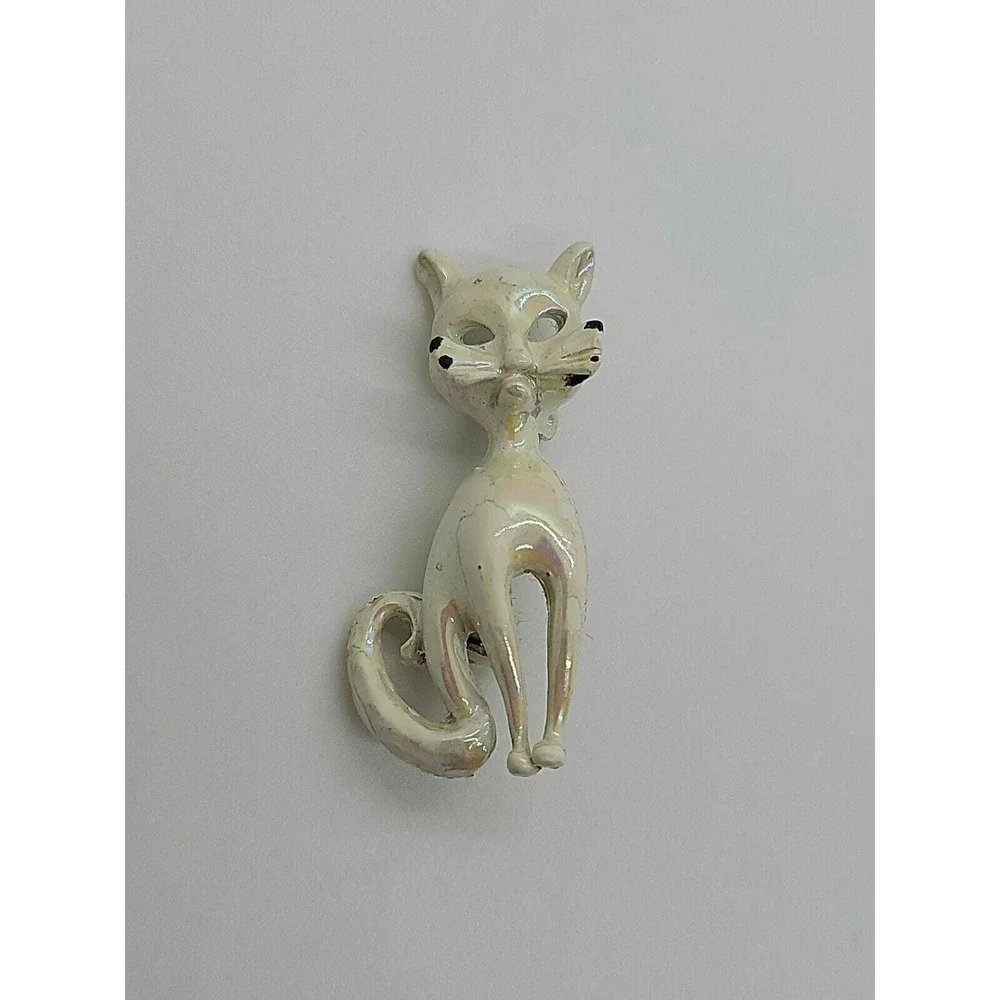 Vintage small iridescent white enamel CAT brooch‎ pin